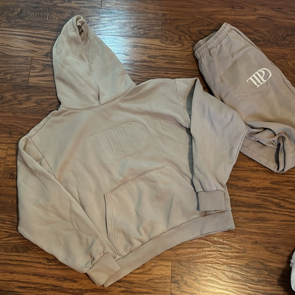 Excellent Condition Ttpd Sweat Set - image 2
